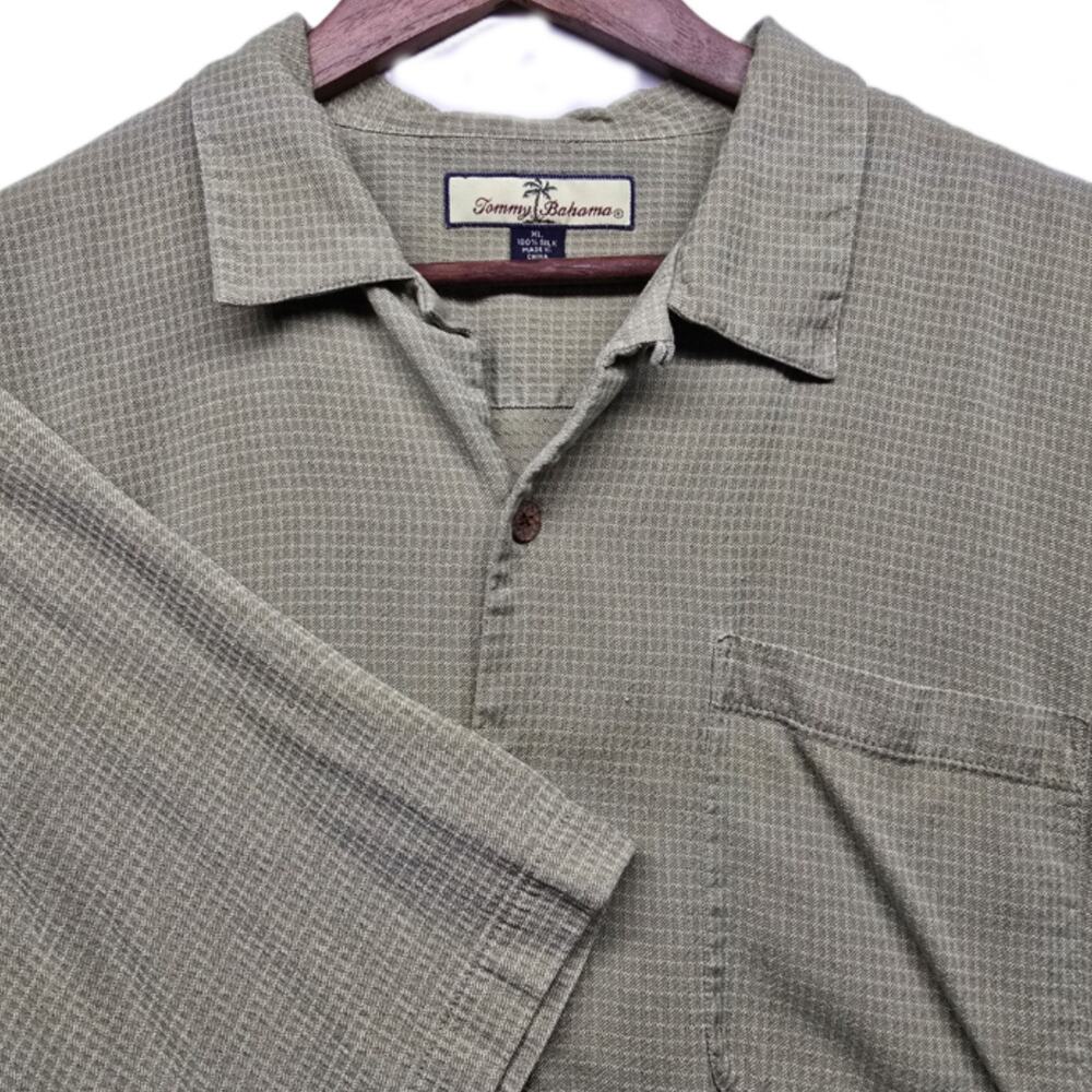 Tommy Bahama Men's XL 100% Silk Hawaiian Tropical Vacation Graphic Shirt Olive